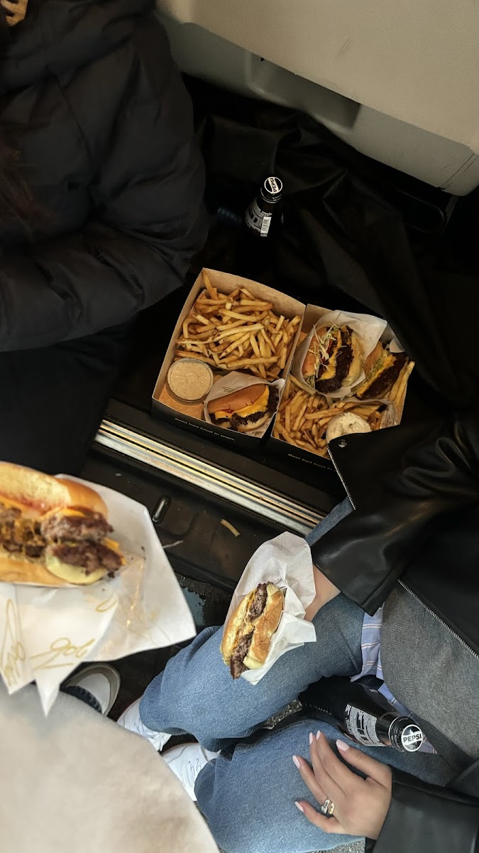 Goldies Smashburger.-9